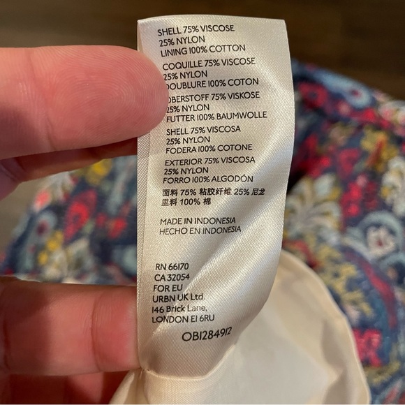 Anthropologie Edith Midi Skirt Blue Red Yellow Paisley Print Women’s Large - Picture 11 of 14